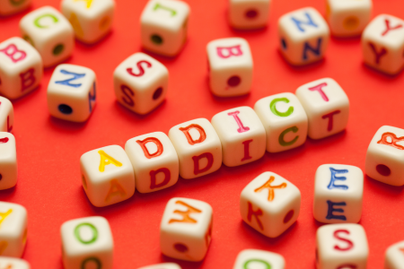 7149-tous-addicts