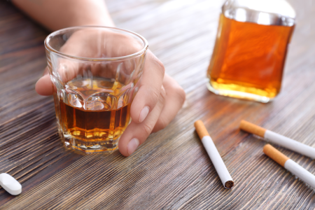 9127-comprendre-l-engrenage-des-addictions-du-plaisir-a-la-dependance
